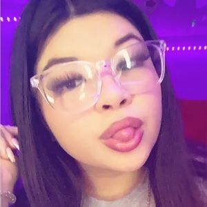 Meet your Posher, Tati